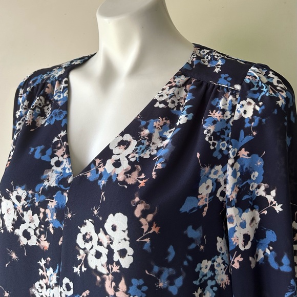 🌼 Lila Rose Navy Floral Poet Sleeve Crepe Blouson Dress, 4 - S - Picture 2 of 8